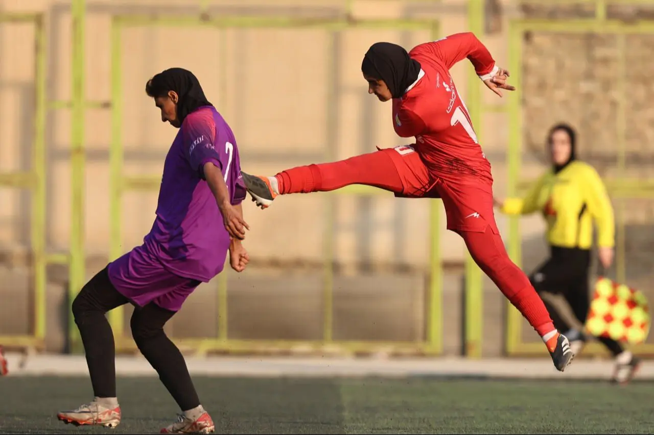 فوتبال زنان 