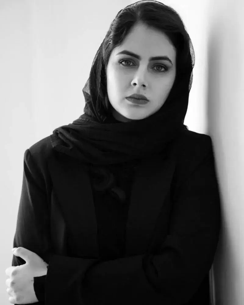 فرزانه فرنام