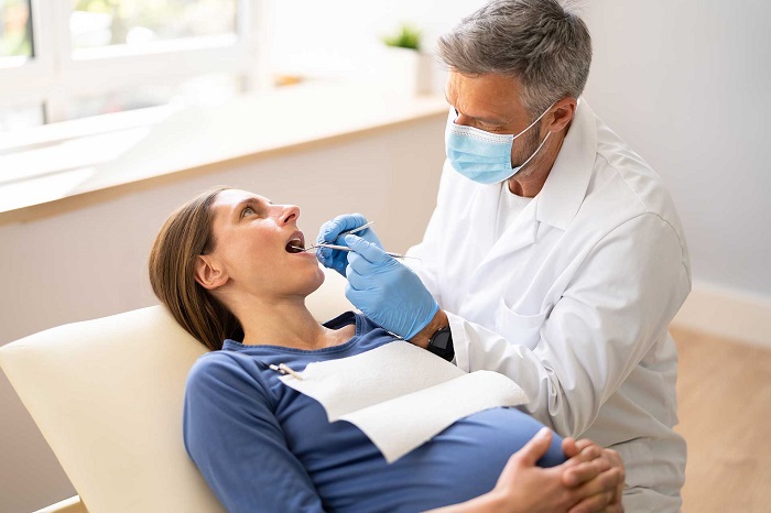 Visiting-a-Dentist-during-Pregnant