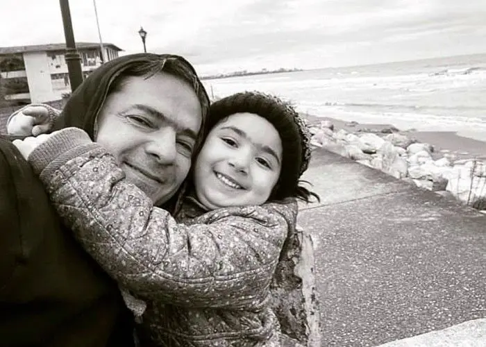 نسرین نصرتی