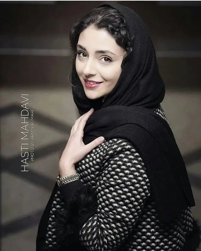 هستی مهدوی‌فر