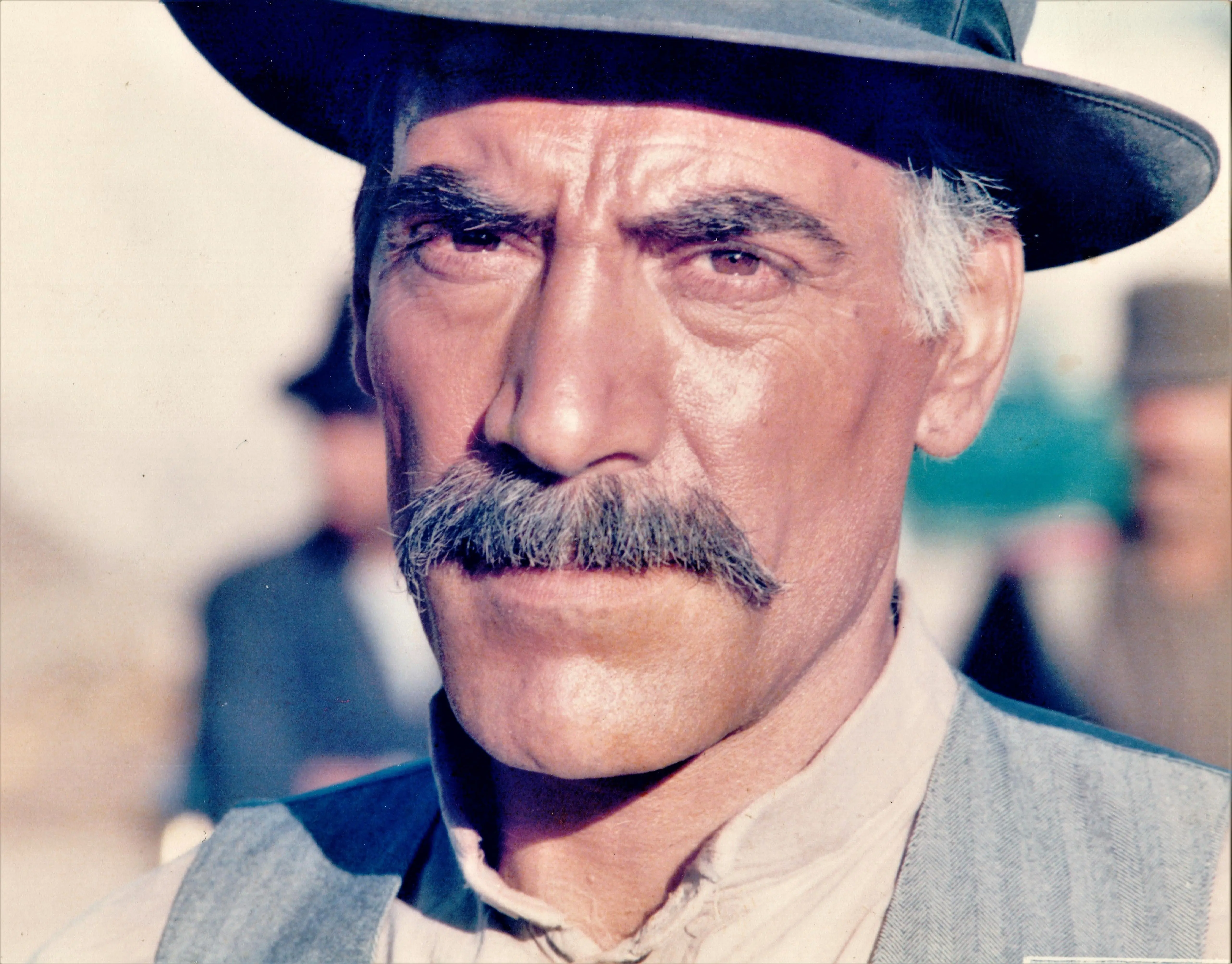  هادی اسلامی