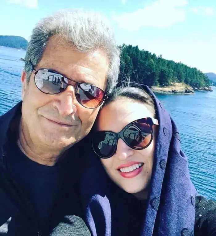  گلاره عباسی