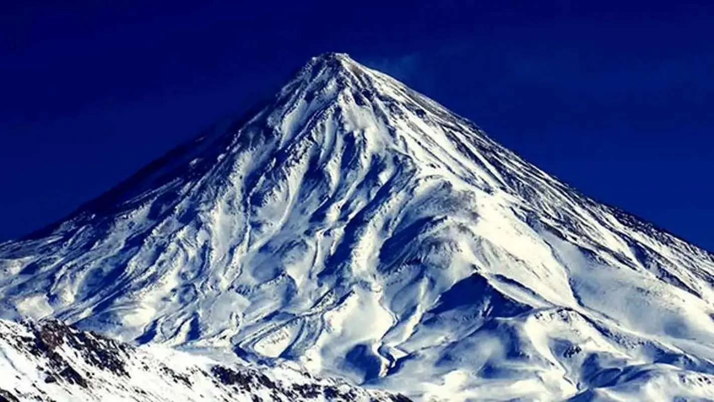 تصویر تکان دهنده و غم انگیز از جنازه زن کوهنوردی که در دماوند ناپدید شده بود