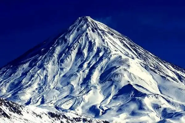 تصویر تکان دهنده و غم انگیز از جنازه زن کوهنوردی که در دماوند ناپدید شده بود