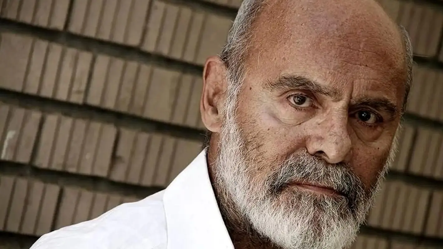 چهره دیدنی جمشید هاشم‌پور در ۲۴ سالگی؛ نگاهی به اولین فیلم او در دهه ۴۰