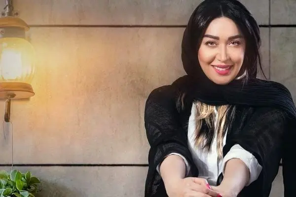 اکسسوری‌های منحصر به فرد سارا منجزی پور از برند اسکیاپارلی