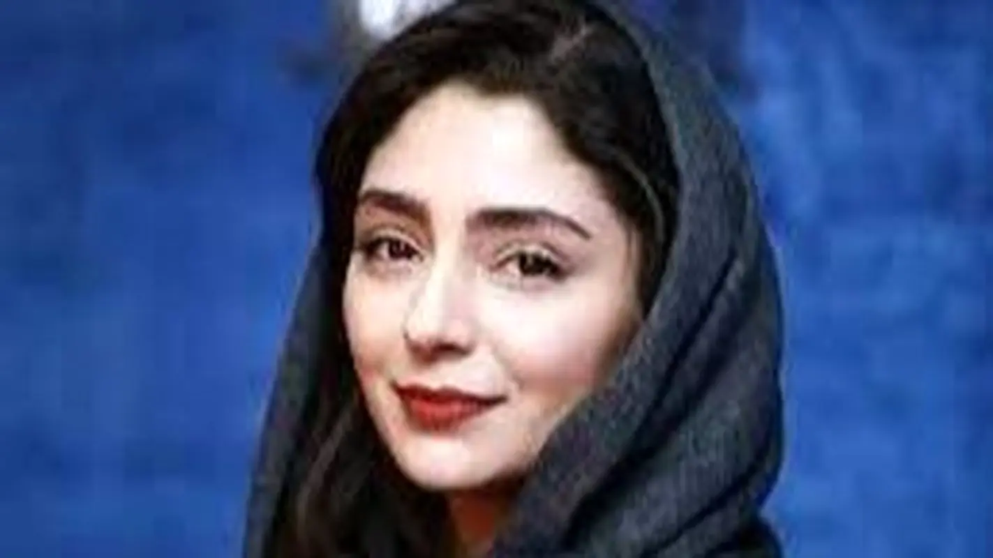 ماجرای دردناک زندگی خانم بازیگر شناخته‌شده؛ از اعتیادپدر ، طلاق مادر و خشونت خانگی!