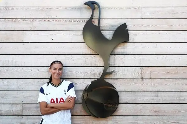 روزی که ملکه فوتبال تصمیم گرفت به جای ستاره بودن فقط مادر باشد (عکس)