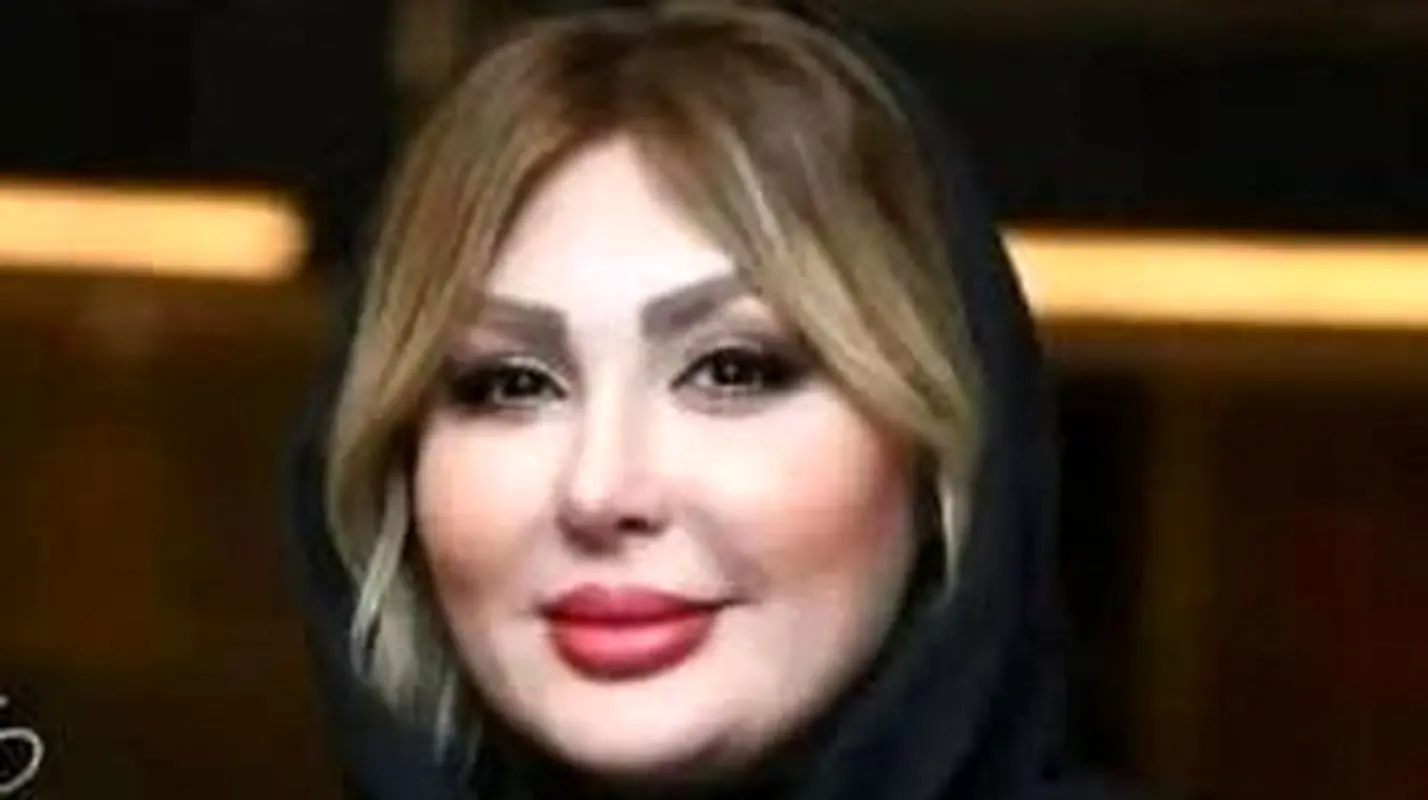 عکس تازه نیوشا ضیغمی و عشق زندگی‌اش در کافه