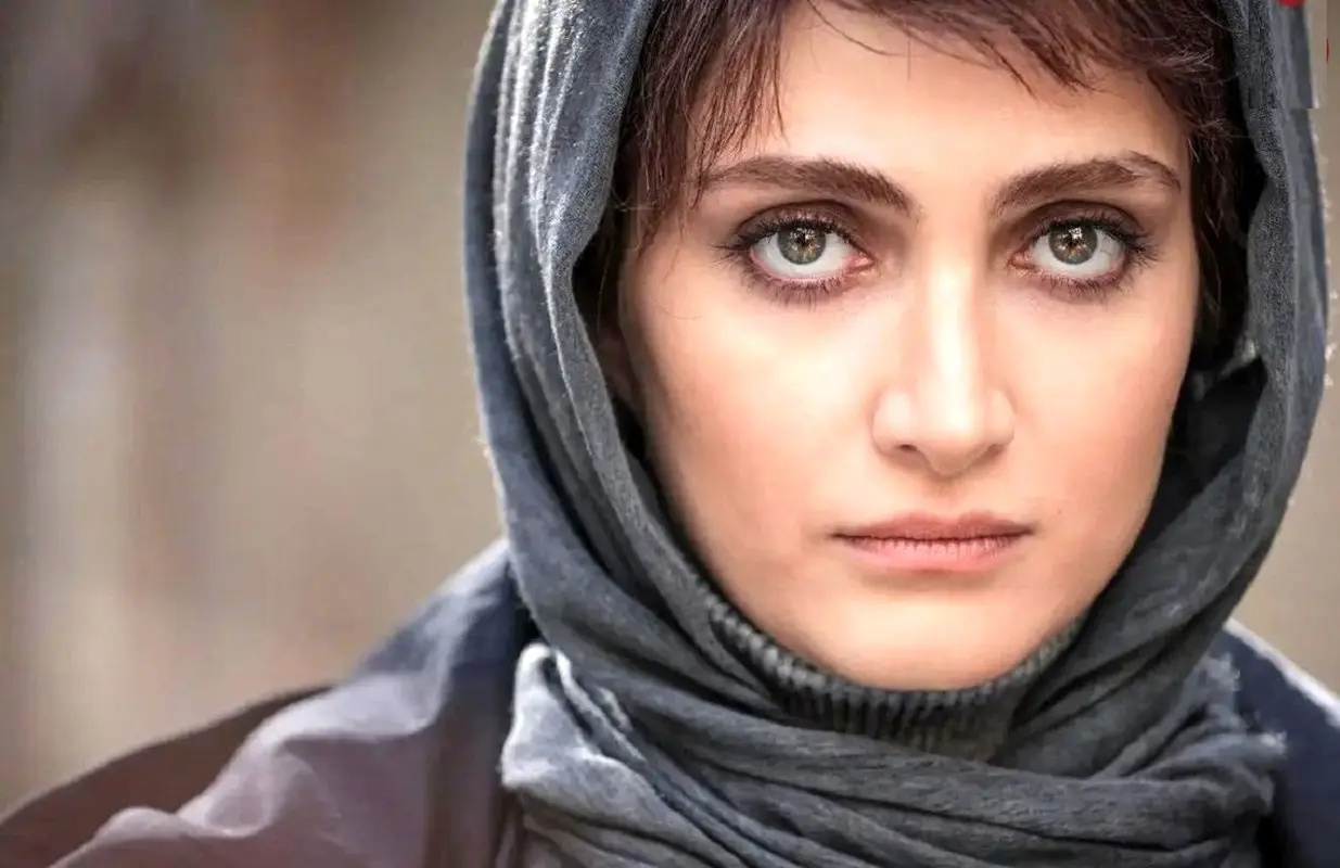 عکس لو رفته از الناز ملک در آرایشگاه یک زن معروف در تهران / چقدر تو خوشگلی آخه ؟!