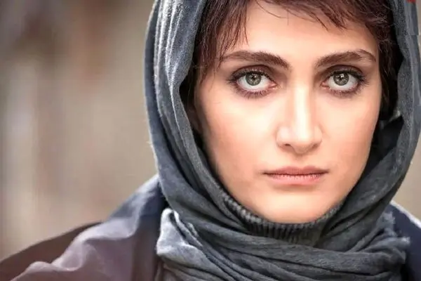 عکس لو رفته از الناز ملک در آرایشگاه یک زن معروف در تهران / چقدر تو خوشگلی آخه ؟!