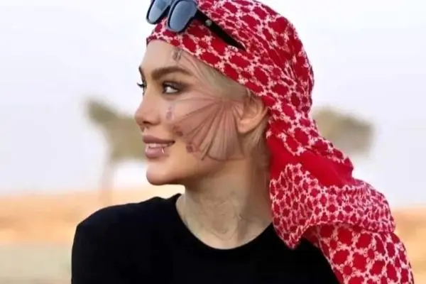 چهره جدید سحر قریشی در دبی / پر از تتو و جلف !