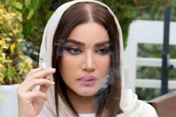 استایل خیابانی جذاب عروس جدید سینمای ایران با گل آفتابگردان + تصاویر