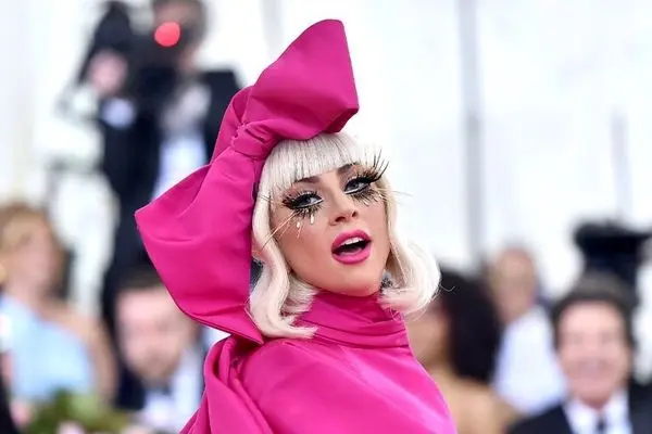 آشنایی با روتین پوستی لیدی گاگا 