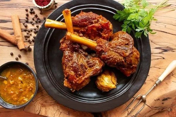 آقایان رستوران دار فوتبال ایران را بشناسید! / از مهدی طارمی تا اشکان دژاگه !