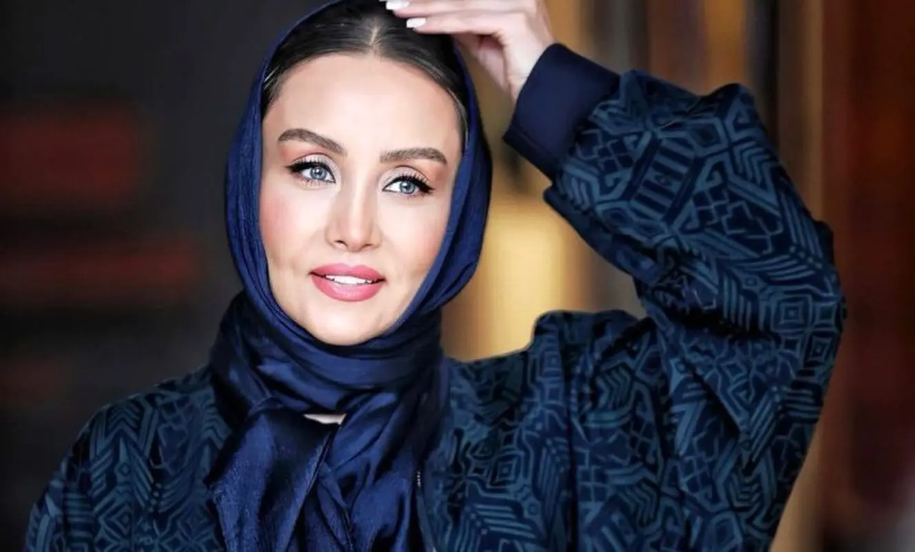 حدیث فولادوند باز هم زیبایی و خوش تیپی اش را به رخ کشید (عکس)