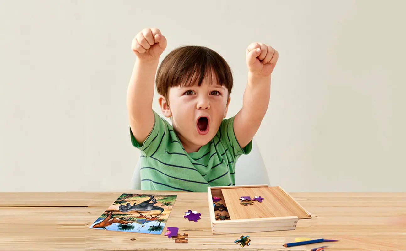تاثیر پازل بر یادگیری کودکان | ۱۰ فایده شگفت‌انگیز پازل برای تقویت حافظه و تمرکز
