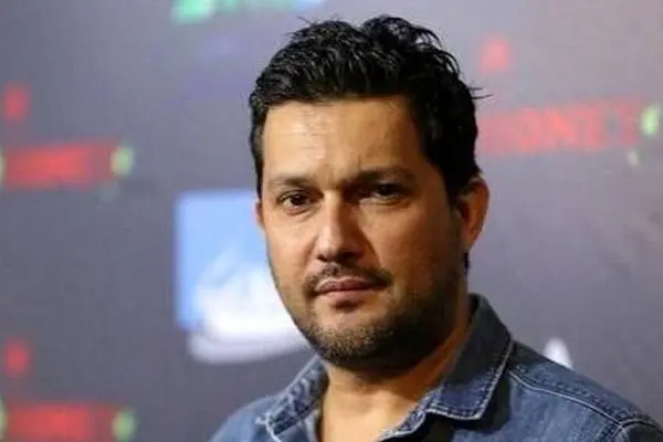 حامد بهداد، ستاره سینما، با چهره جدید همه را شوکه کرد!