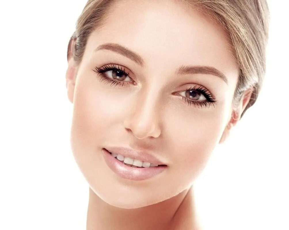 پلاسماتراپی پوست چیست؟ مزایا، عوارض، هزینه