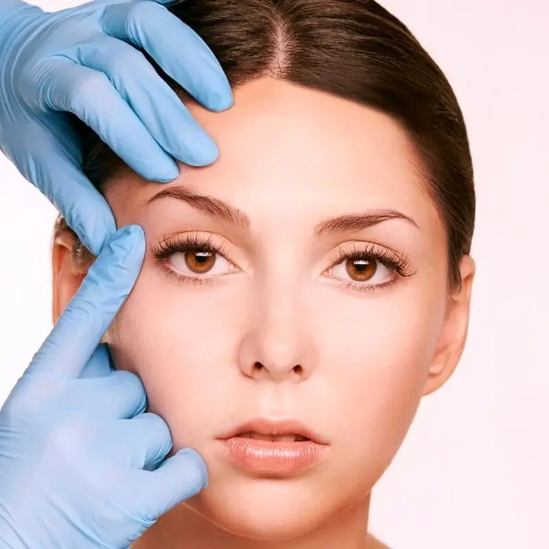 جراحی کوتاه کردن پیشانی، هر آنچه باید بدانید!