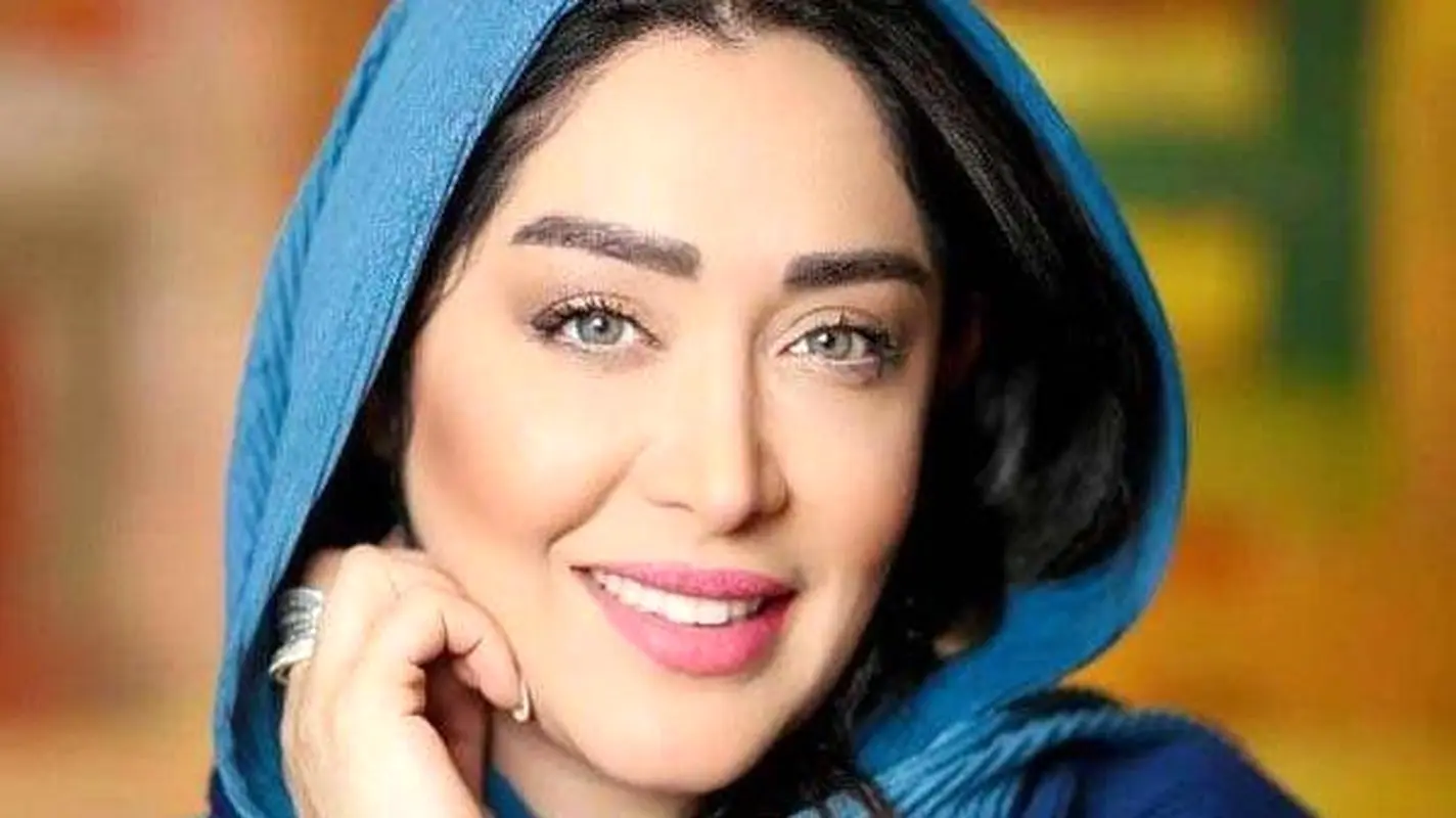 سارا منجزی پور کیست؟ از مسیر شهرت تا داستان ازدواجش با خواننده ایرانی 