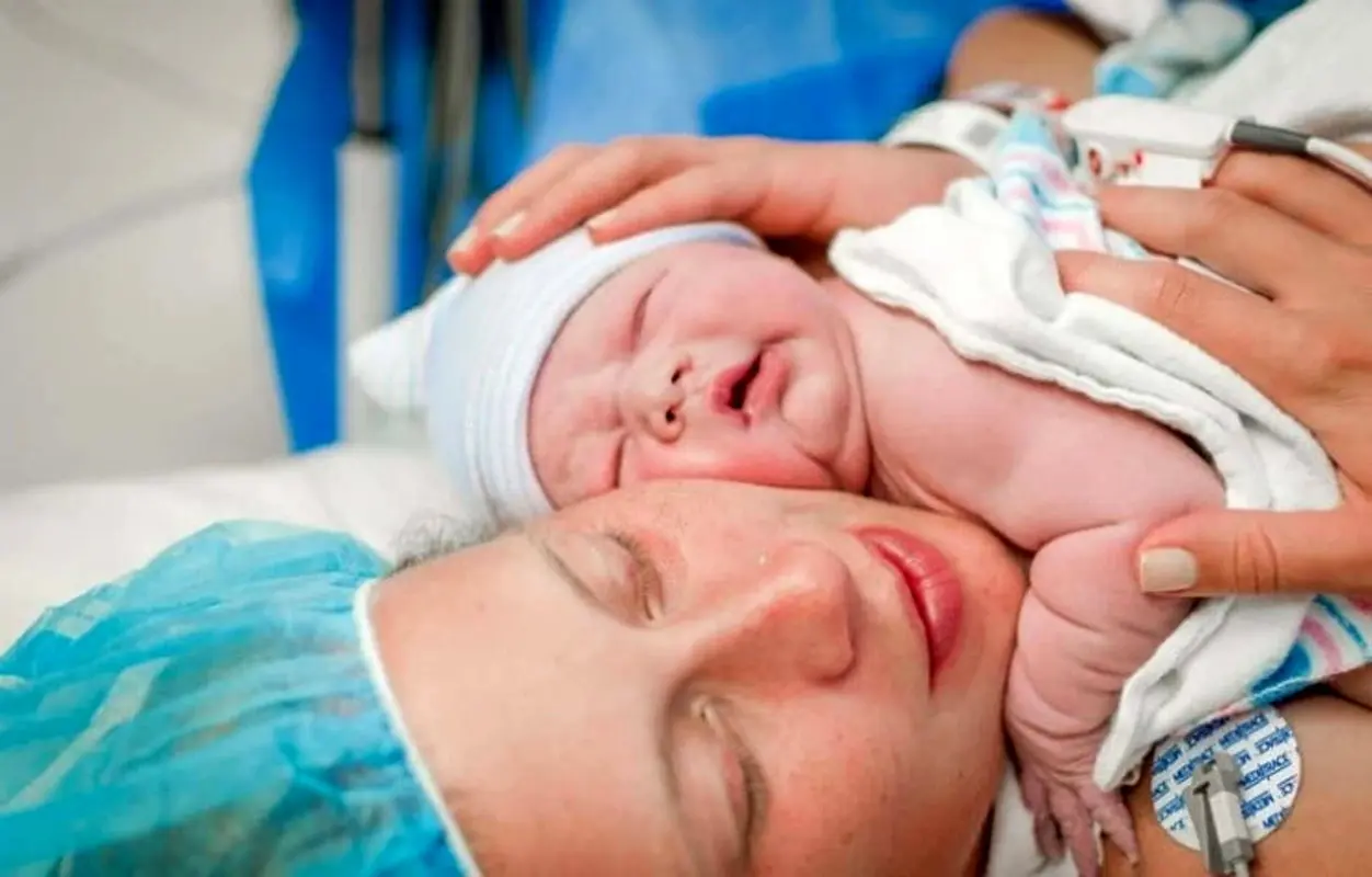 زایمان طبیعی و هر آنچه لازم است درباره آن بدانید