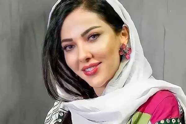 زیبایی هوش پران لیلا اوتادی با استایل فاخر / دلبری با موهای بلوند + عکس 