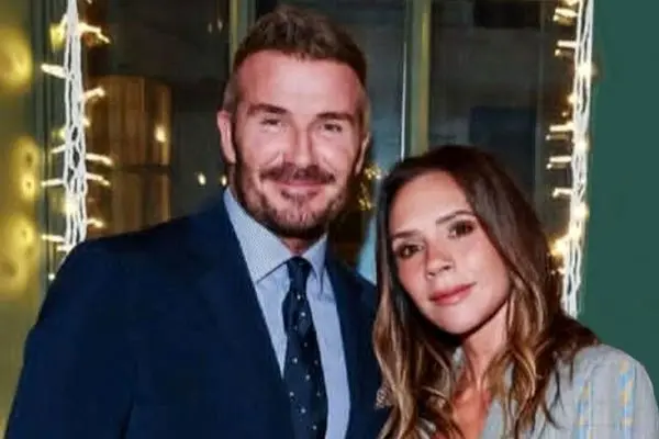 شلوار دمده ویکتوریا بکهام در جشن قهرمانی سوژه کاربران شد!