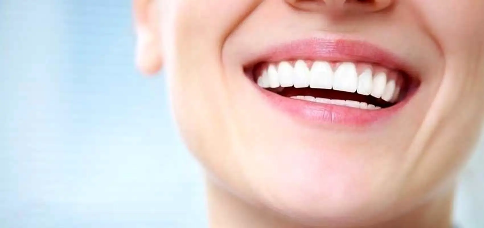 اصلاح طرح لبخند با کامپوزیت چگونه انجام می‌شود؟