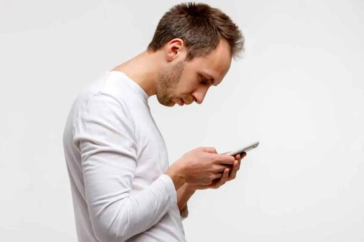 از بیماری گردن پیامکی چه می‌دانید؟