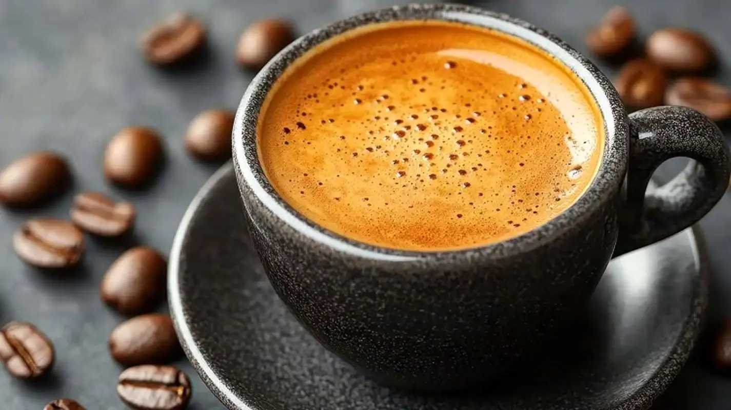 خواص و عوارض قهوه فوری، کافئین بزن!