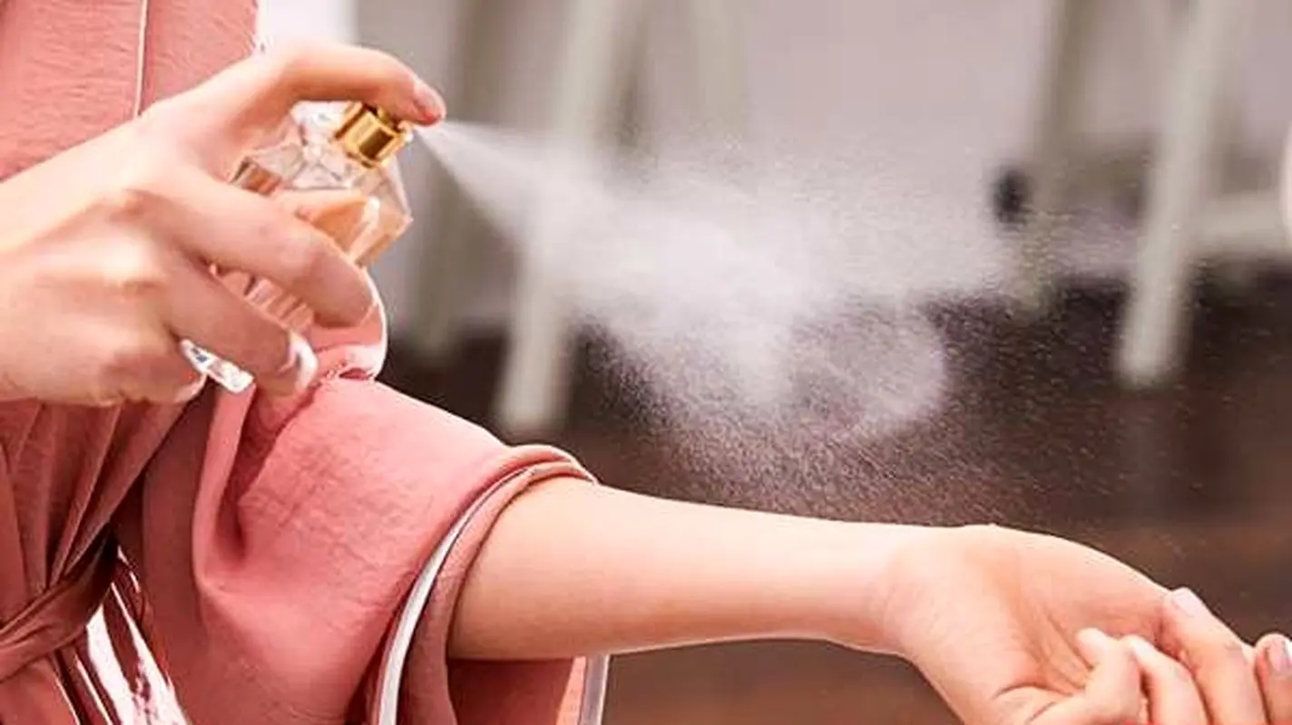 رازهای ماندگاری عطر؛ آیا روشی برای افزایش طول عمر رایحهها وجود دارد؟