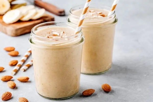 بهترین اسموتی پرکالری و سالم برای افزایش وزن