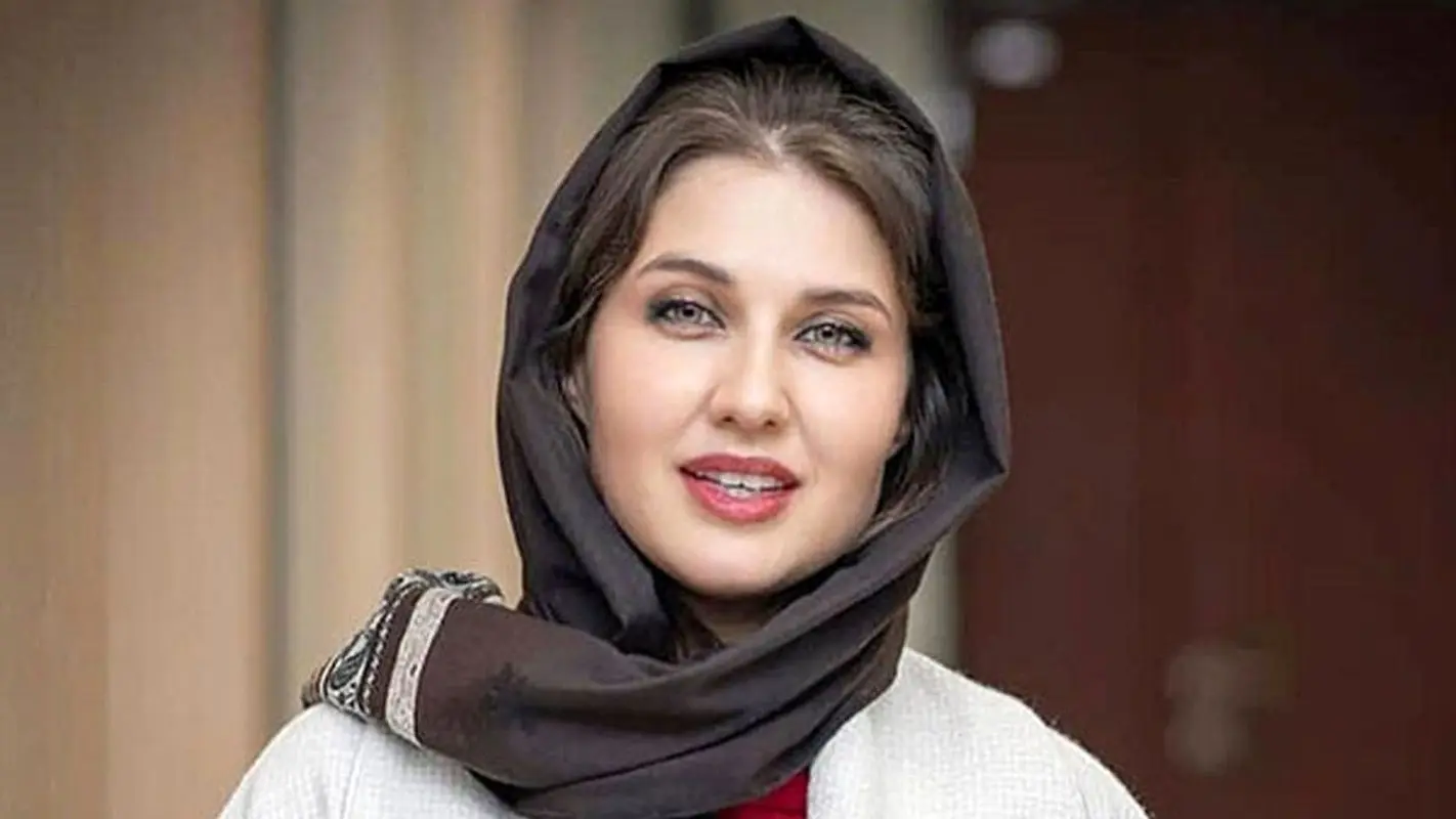 زیبایی خیره کننده گلوریا هاردی در کنار 2 پسرش / یکی از یکی خوشگلتر !