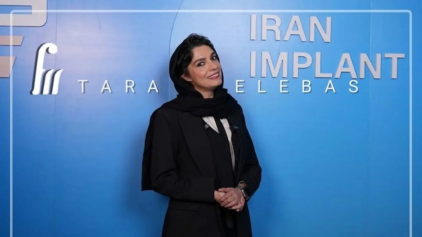 استایل مسکولین الیکا عبدالرزاقی؛ سفیر ایمپلنت ایران همراه با عباس جمشیدی‌فر