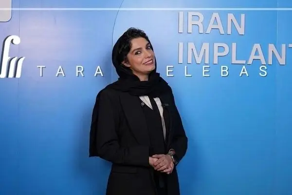 استایل مسکولین الیکا عبدالرزاقی؛ سفیر ایمپلنت ایران همراه با عباس جمشیدی‌فر