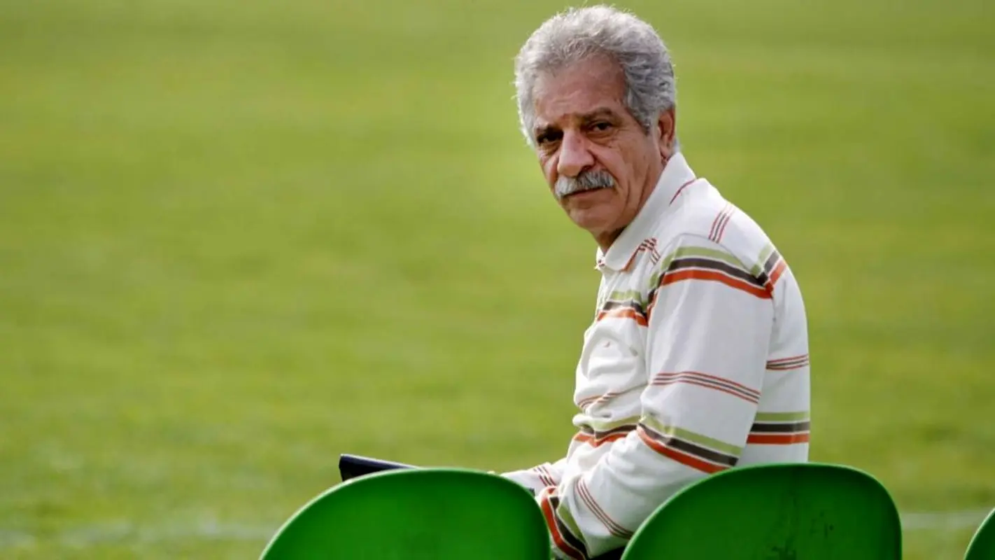 مردی که زن و بچه را گذاشت و دارایی اش را خرج فوتبالیست ها کرد!