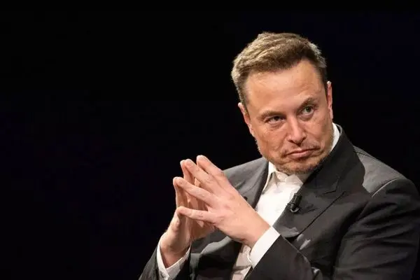 ایلان ماسک سلام نازی داد؟! 