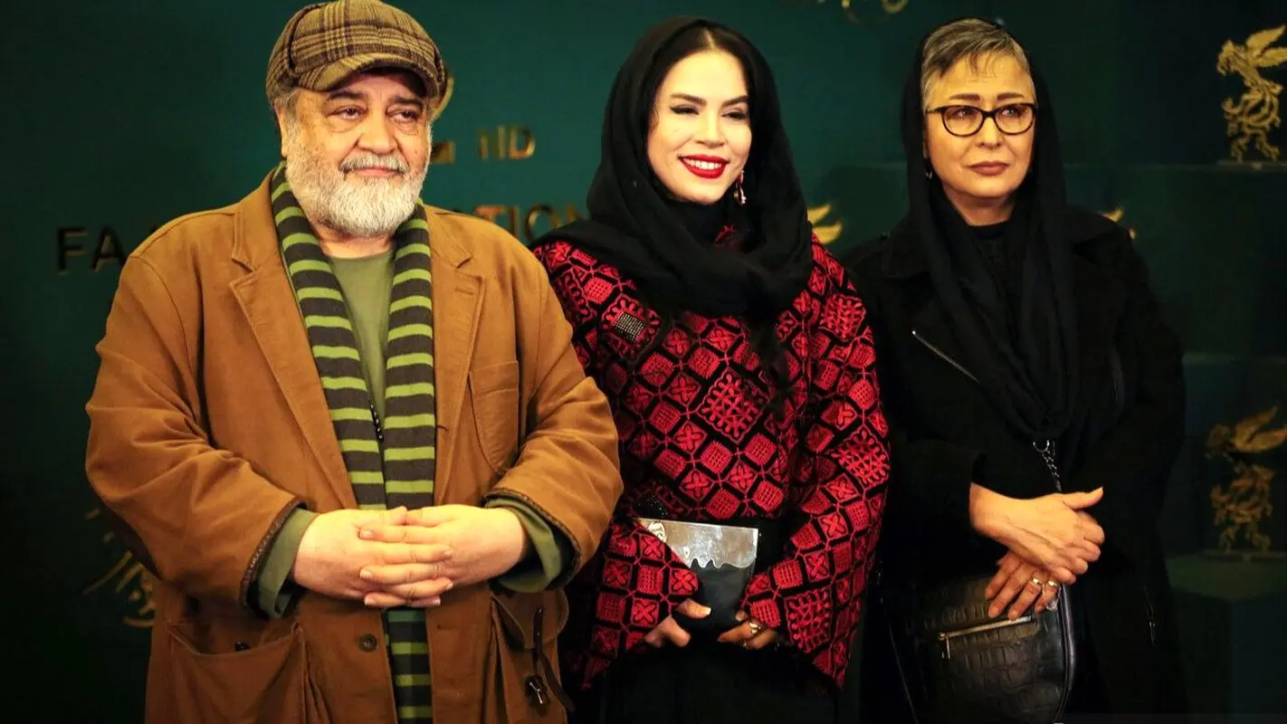 انتشار عکس های عاشقانه با مادر در روز تولد ملیکا شریفی نیا/ دختر آبان ماهی 39 ساله شد 