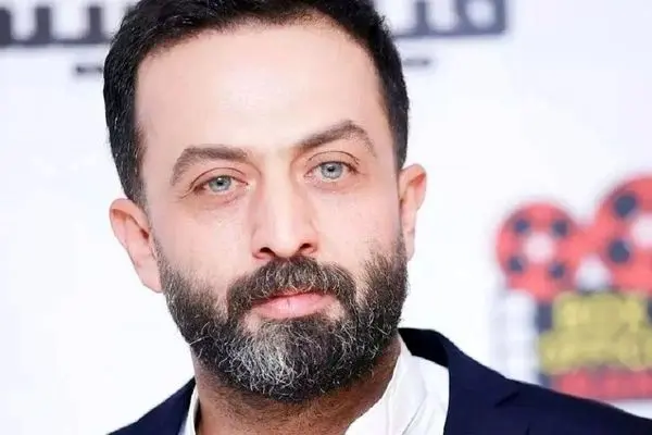 مصطفی زمانی و خاطره خنده‌دار از شهاب حسینی: جای نون‌پنیر املت خوردیم! 