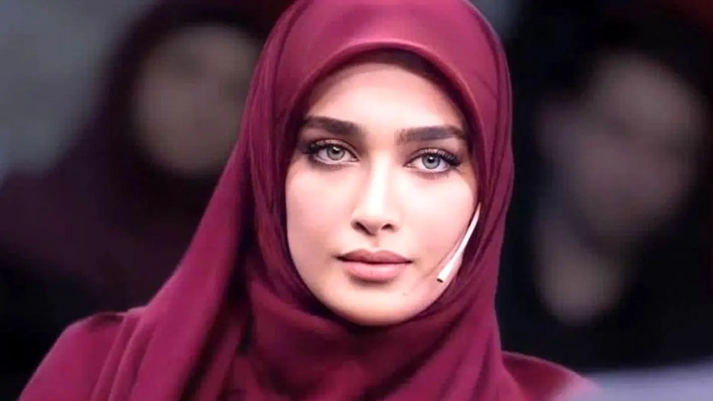 رازهای کت جنجالی آناشید حسینی که همه درباره‌اش صحبت می‌کنند