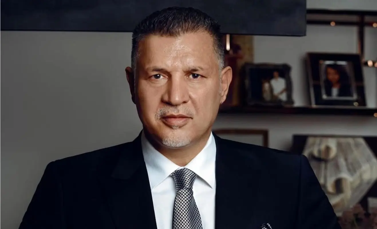 زیرخاکی نوبرانه از علی دایی / ببینید اسطوره چه تیپی دارد! (عکس)