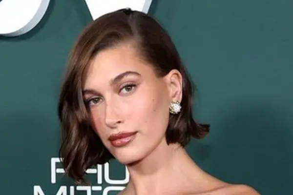 غوغای پلنگی هیلی بیبر در پایتخت ژاپن (تصاویر)