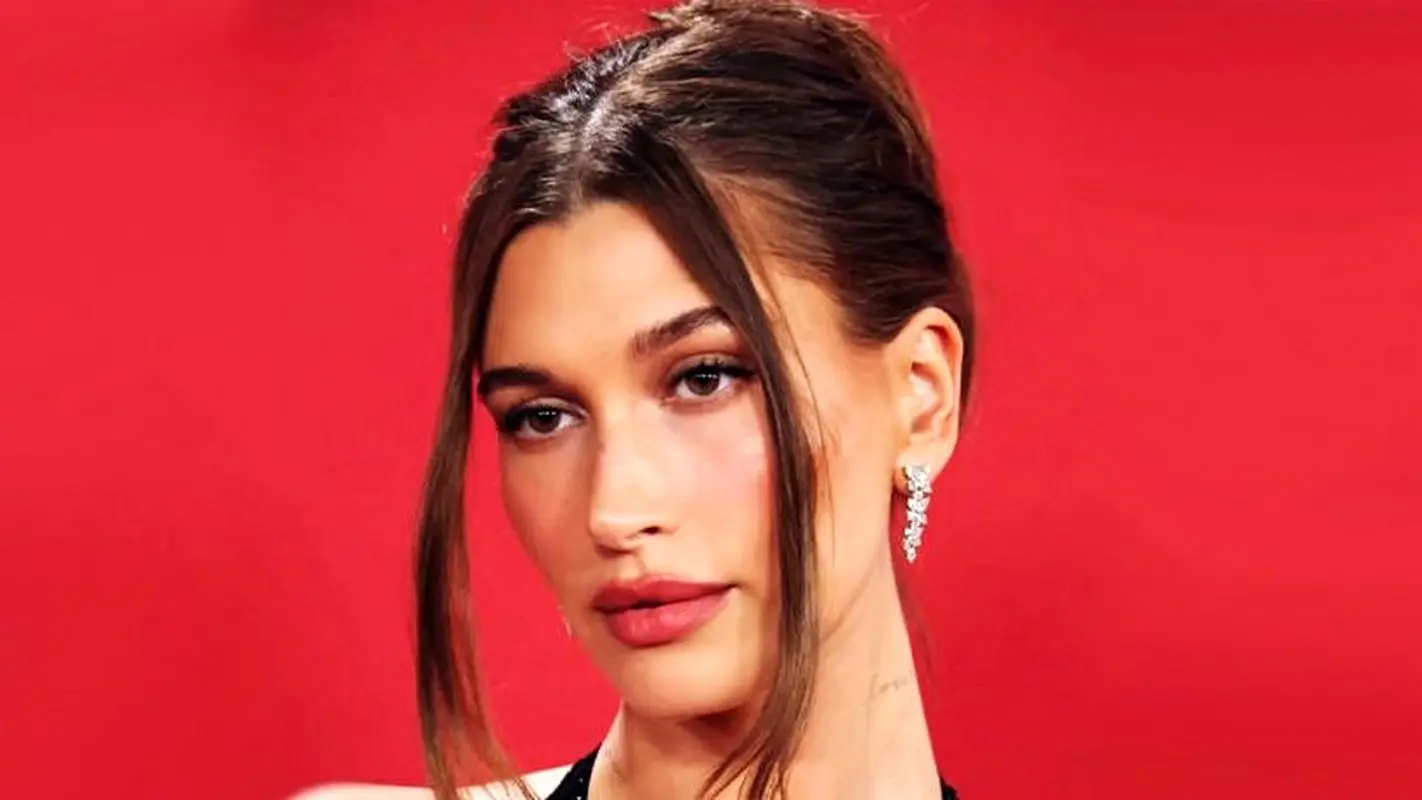 هیلی بیبر در تولد 29 سالگی اینگونه استایل کرد (عکس)