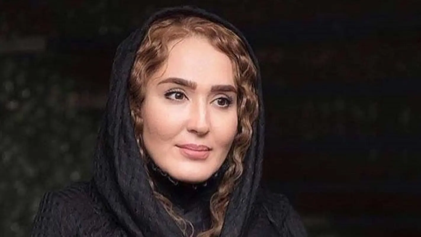آلبوم تصاویر تلخ از سنگ قبر زهره فکور صبور که دل را می‌لرزاند