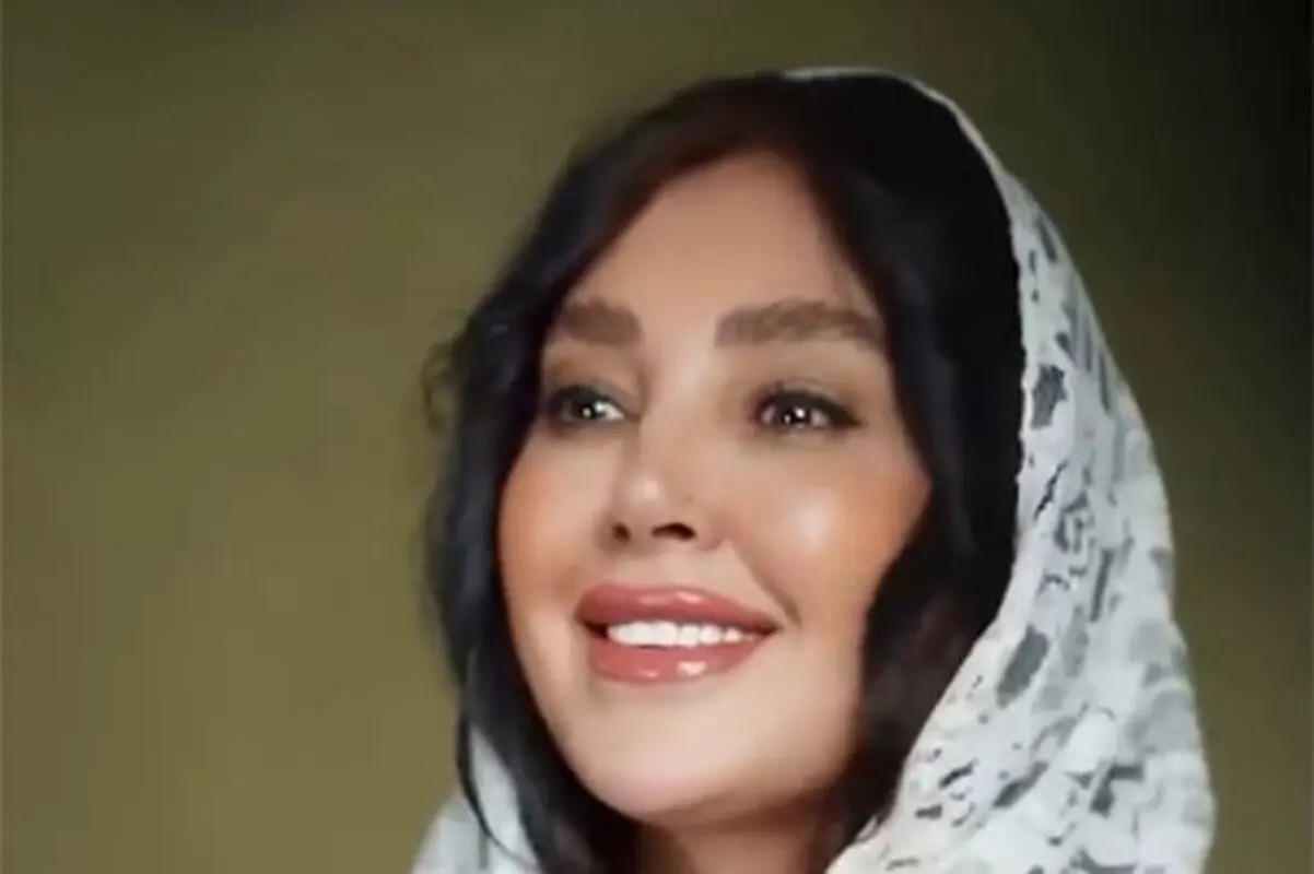 این خانم زیبا و جوان ایرانی، جذاب‌ترین مادربزرگ جهان شد