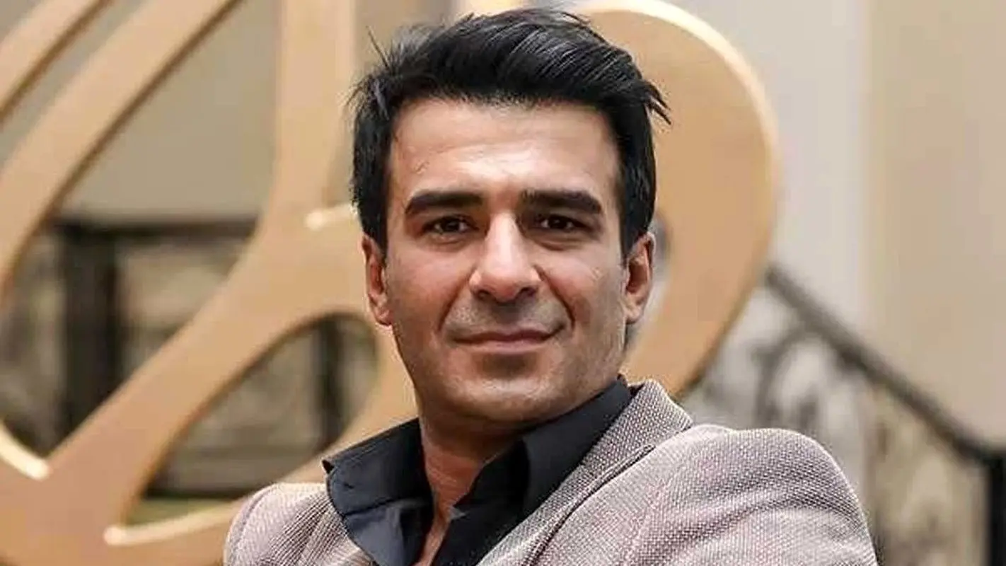 عکس باورنکردنی یوسف تیموری در کنار خواهر و برادر دوقلویش!