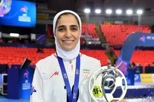 این دختر 40 ساله می خواهد رونالدوی ایران باشد! (عکس)