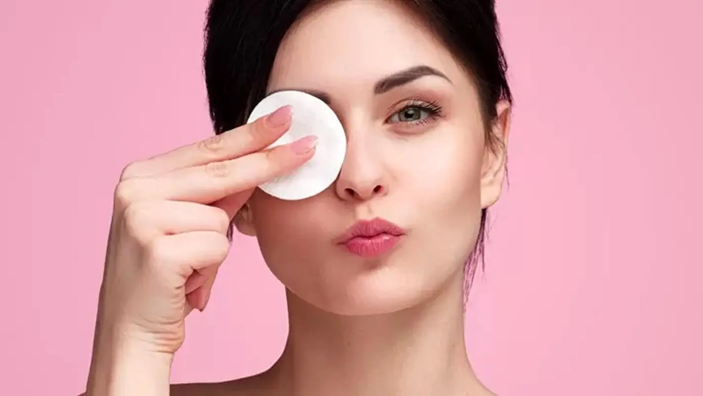 روش اصولی پاک کردن آرایش صورت